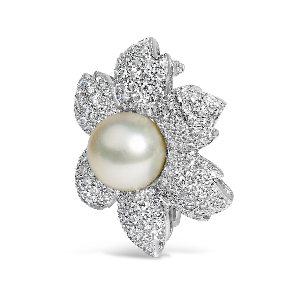 18K White Gold 2 3/4 Cttw Diamond and 12.5 MM Cultured Freshwater Pearl Floral Brooch Pin (G-H Color, VS1-VS2 Clarity)
